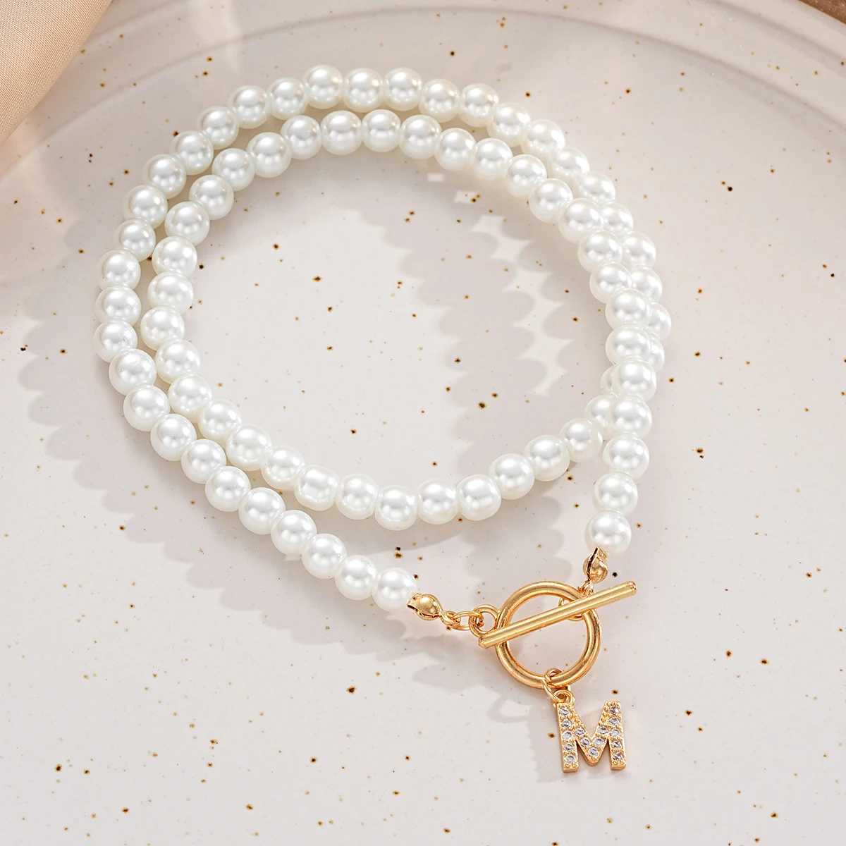 Fashion A- Z Letters Necklaces for Women Gold Color Initial Pendant Pearl Chain English Letter Neckalces Jewelry Alphabet GiftsX241009