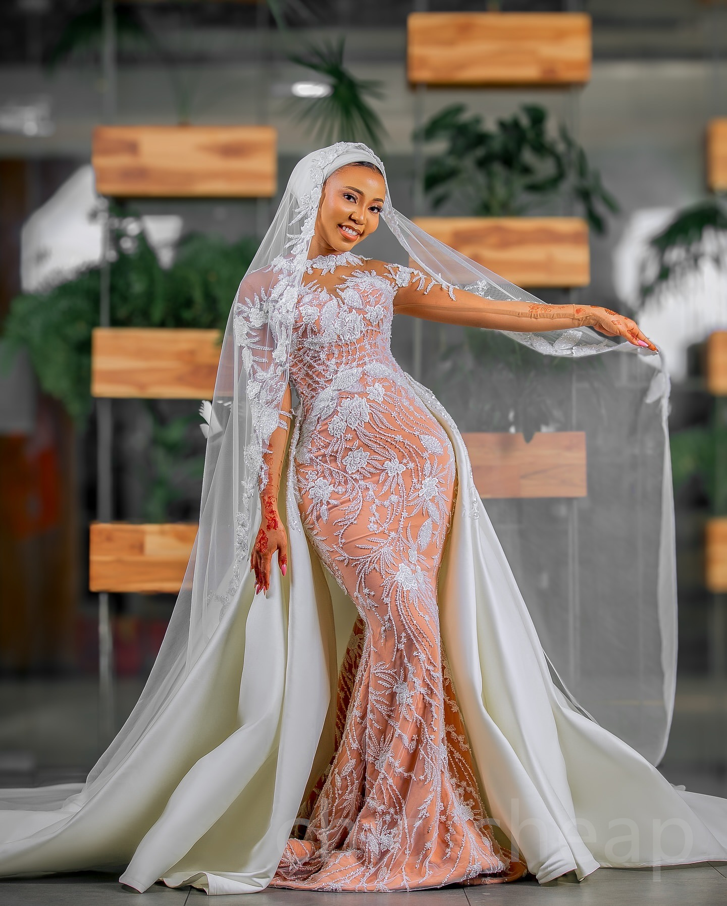 Aso Arabic Ebi Plus Size Off White Illusion Mermaid Wedding Dresses Lacefull Beaded Full Sleeves Vintage Elegant Bridal Gowns Dress ZJ