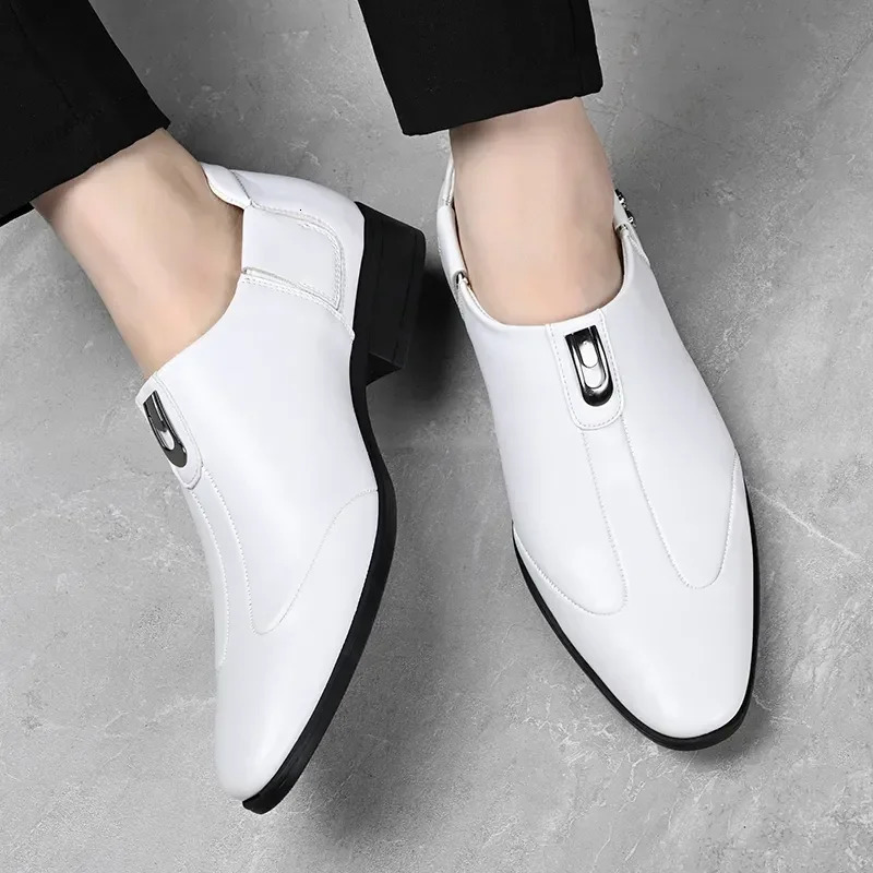 White Mens Casual Loafers Driving Moccasin Fashion Male Comfortable Business Formal Spring Leather Men Lazy Metal Dress Shoes 240927