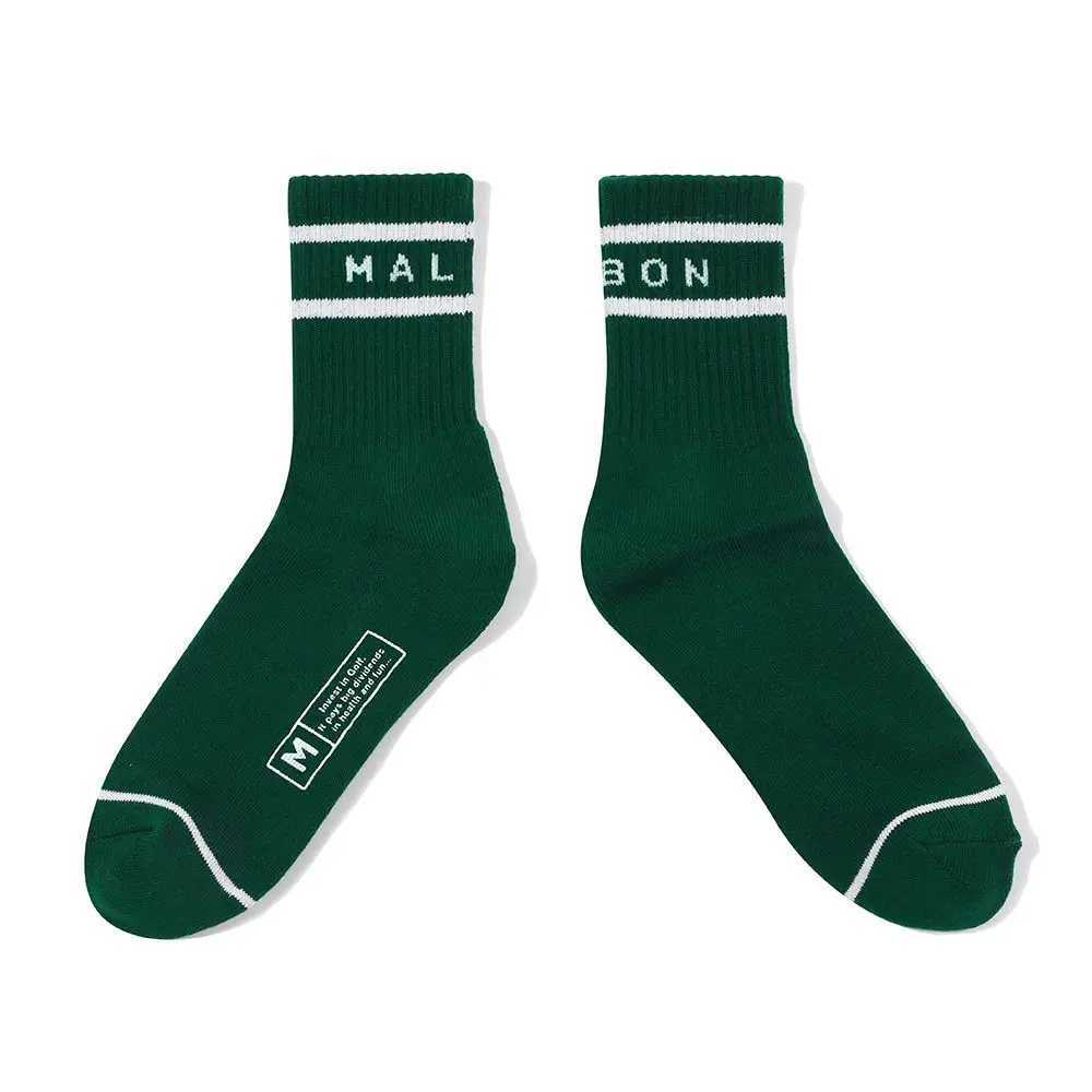 New high-quality fashionable sports socks from South Korea suitable for men and women autumn and winter trendy socksW241010