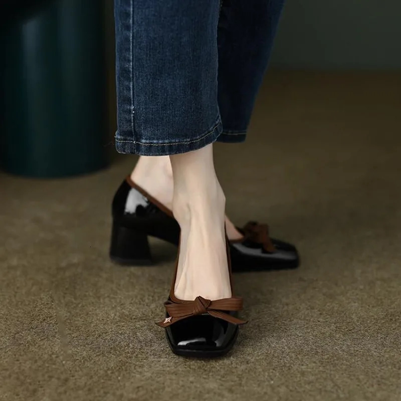 Womens casual retro bow flat shoes winter fashion British style elegant square toe slim high-heeled pump dress Mary Jane Rover 241007