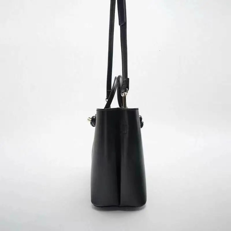 Shoulder Bag Square Womens Bag Premium Bucket Bag Retro Fashion Solid Color Casual Edition Cross Body Bag 241008