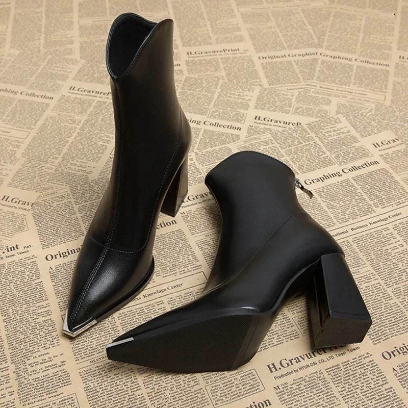 Winter High Heels Sexy Womens Shoes Short and Fat Ankle Chelsea Boots Fashion Corner Toe Zipper Gothic Pump Shoes 241007