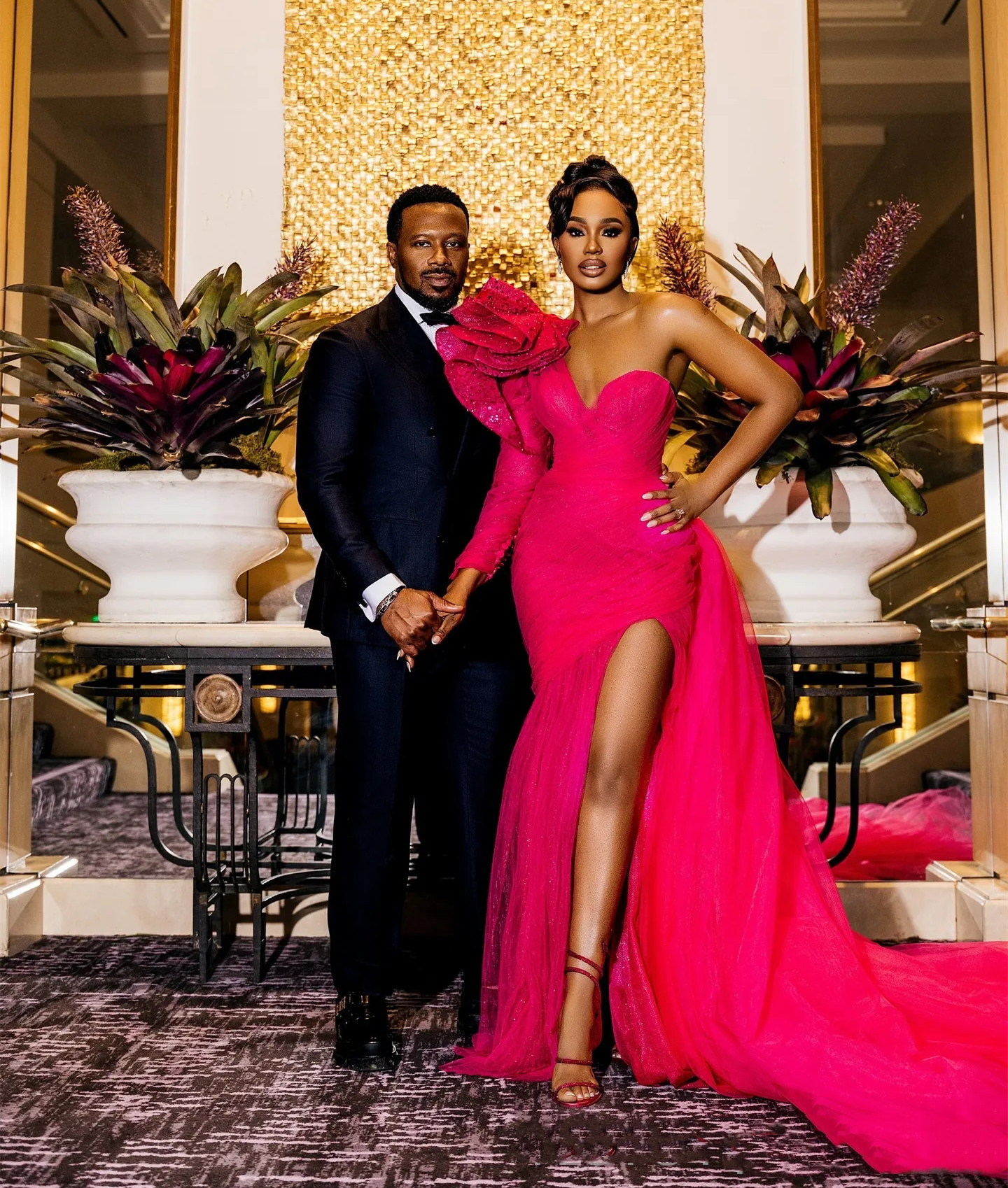 Ruched One Shoulder Mermaid Evening Dresses Side High Slit Chic Formal Party Prom Gown Long Tulle Detachable Train Modern Reception Dress For Women