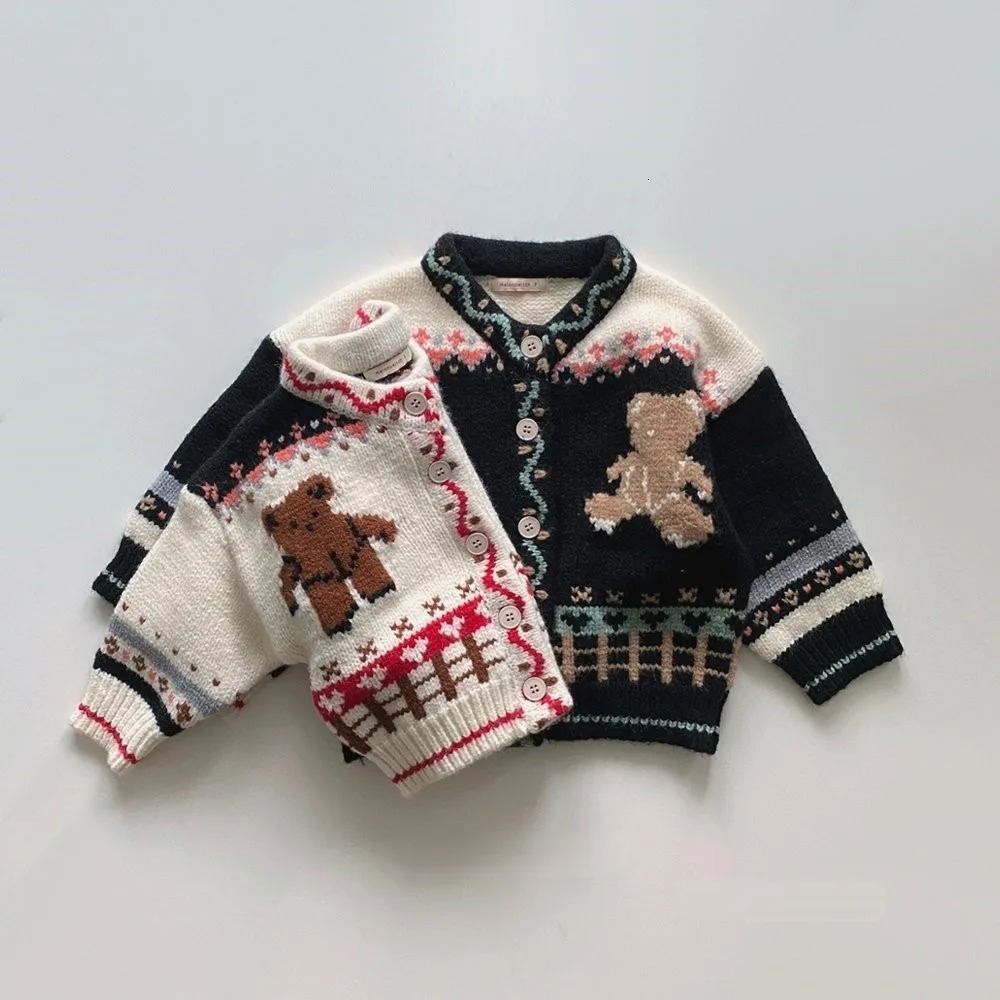 3797C Ins Korean Childrens Knitted Sweater Autumn Winter Cotton Soft Fashion Bear Knitted Boys cardigan Girls sweater jacket 241008