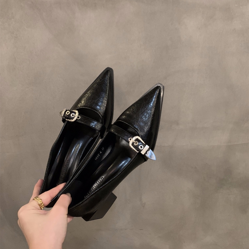 2025 new Women's Classic Leisure Gentle Fashion Seasons Minimalist Vintage Style Shoes Party Triple Brown