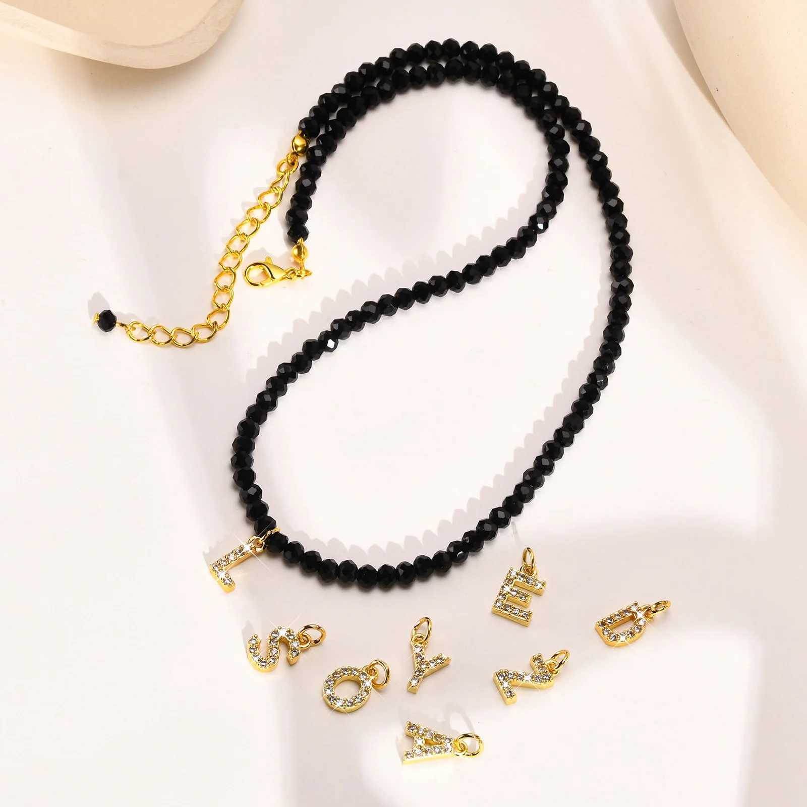 Vnox Gothic A-Z Initial Necklaces for Women Black Geometric Crystal Beads Choker 26 Letters Alpabet Stackable Chain NecklaceX241009