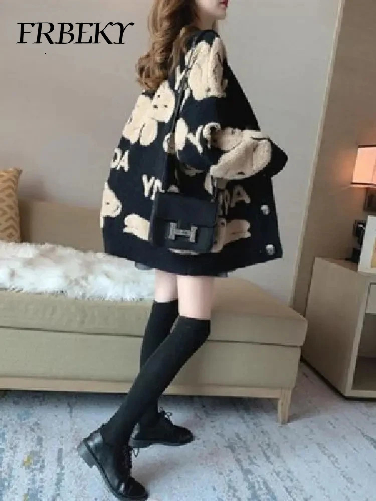 Cardigan Women Fashion Casual Sweater Jacket Loose Knitting Warm Cartoon Embroidery Vneck Jumper Knitted 241007