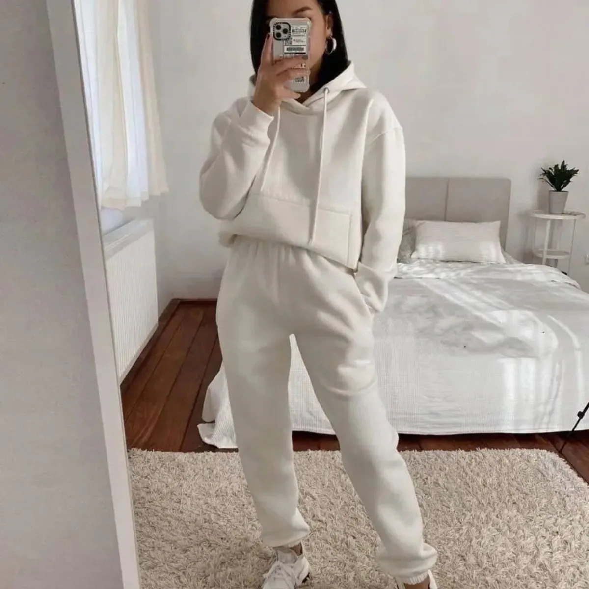 Casual sportswear womens jogging set elegant hoodie sports top running bodysuit selling 241008