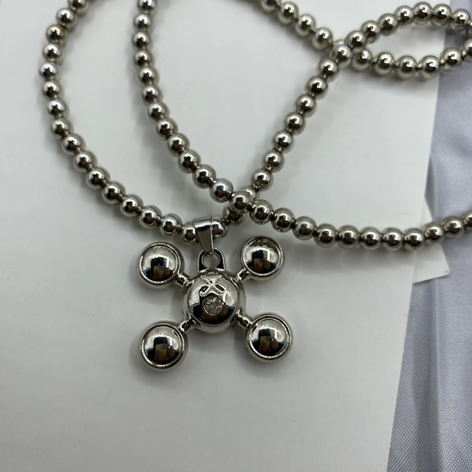 Hip hop style stainless steel bead chain four corner ball necklace fashionable mens and womens niche necklace gift 240924