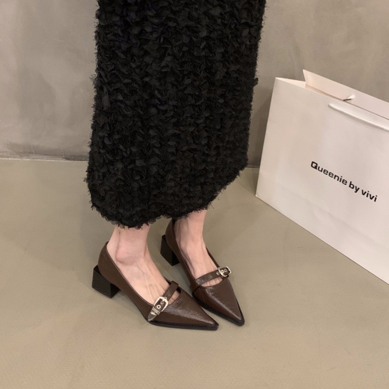 2025 new Women's Classic Leisure Gentle Fashion Seasons Minimalist Vintage Style Shoes Party Triple Brown