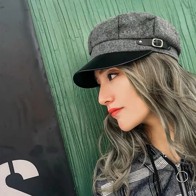 Beret Female Korean Edition Painter Hat Duck Tongue Hat Warm and Fashionable 241007