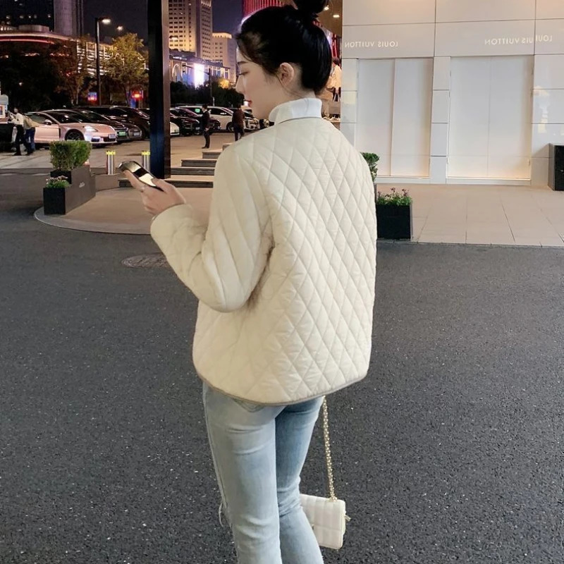 Autumn Winter Quilted Jacket Women Parka Long Sleeve Singlebreasted Chic Short Cotton Coat Clothing Trends Outerwear Warm 240930