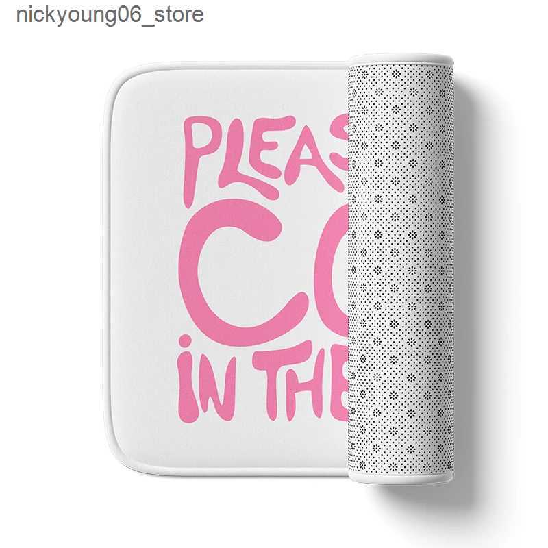 Non-Slip Bath Mats Gaslight Gatekeep Girl Please Dont Do Coke in the Bathroom Bath Mat with Non Slip Base Absorbent Rug 60 x 40 cm L240910