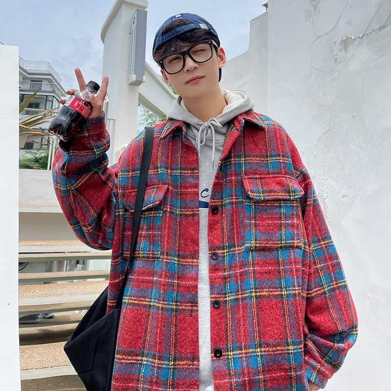 Thick Plaid Woolen Coat Men Warm Oversized Retro Thickened Woolen Jacket Mens Streetwear Korean Loose Short Woolen Coat Men LX241010