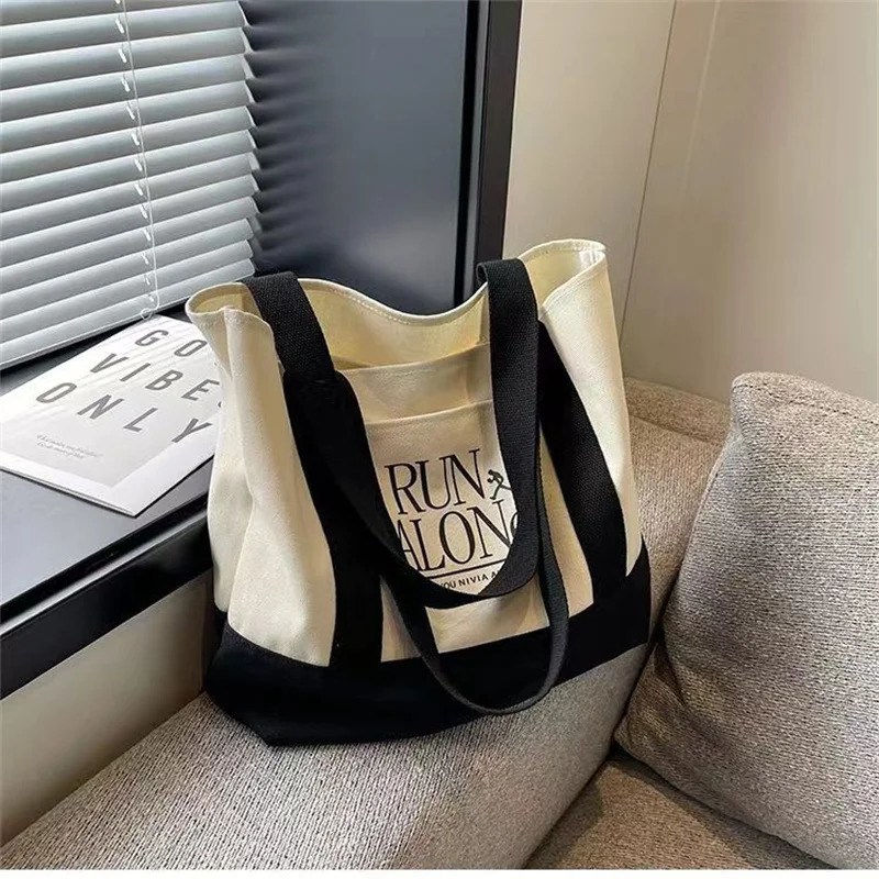 Home>Products>Canvas Large Capacity Cotto Shoulder Bag> Womens Casual Handbag 241008