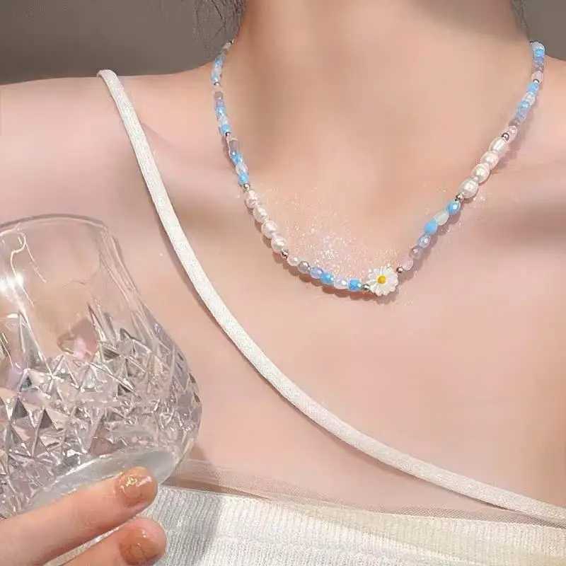 Baroque Simulated Pearls Cute Flowers Colorful Hand-Woven Beaded Short Clavicle Chain Choker Necklace for Women Girls JewelryX241009