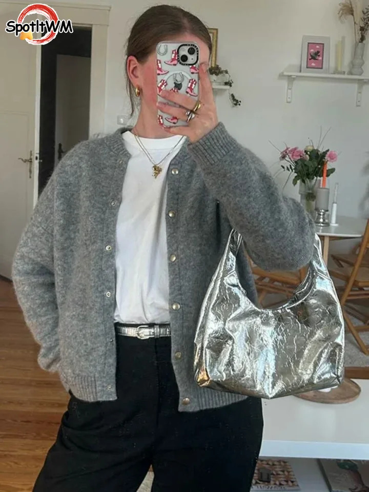 Elegant Grey Round Neck Womens Cardigan Fashion Golden Button Long Sleeves Warm Sweater 2024 Autumn Female Casual Streetwear 241007