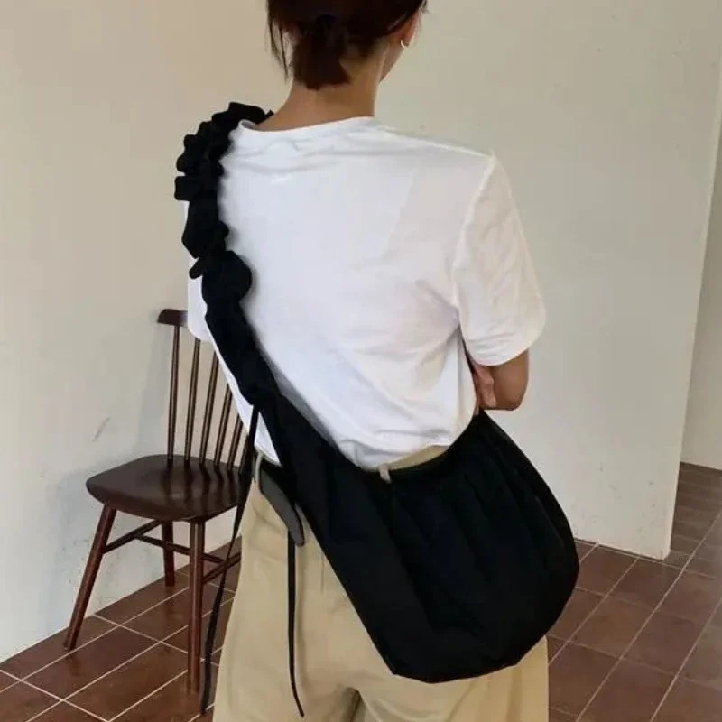 MBTI pleated womens shoulder bag Korean solid color large capacity fashionable wallet simple cross body bag 241008