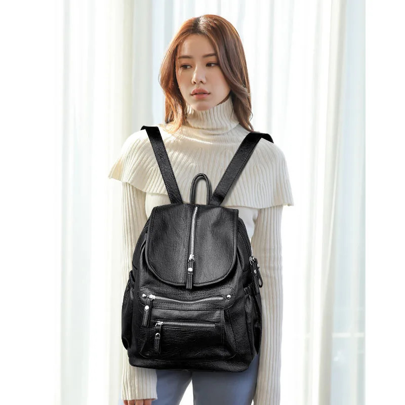 Womens highquality leather backpack retro womens shoulder bag Sac a Dos travel Mochila girls school 241008