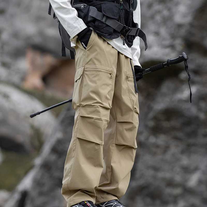 2024 Autumn New Large Pocket Loose Casual Mens Wear Anti Static Outdoor Waterproof Solid Color Mens Wear JLiz80621 W241009