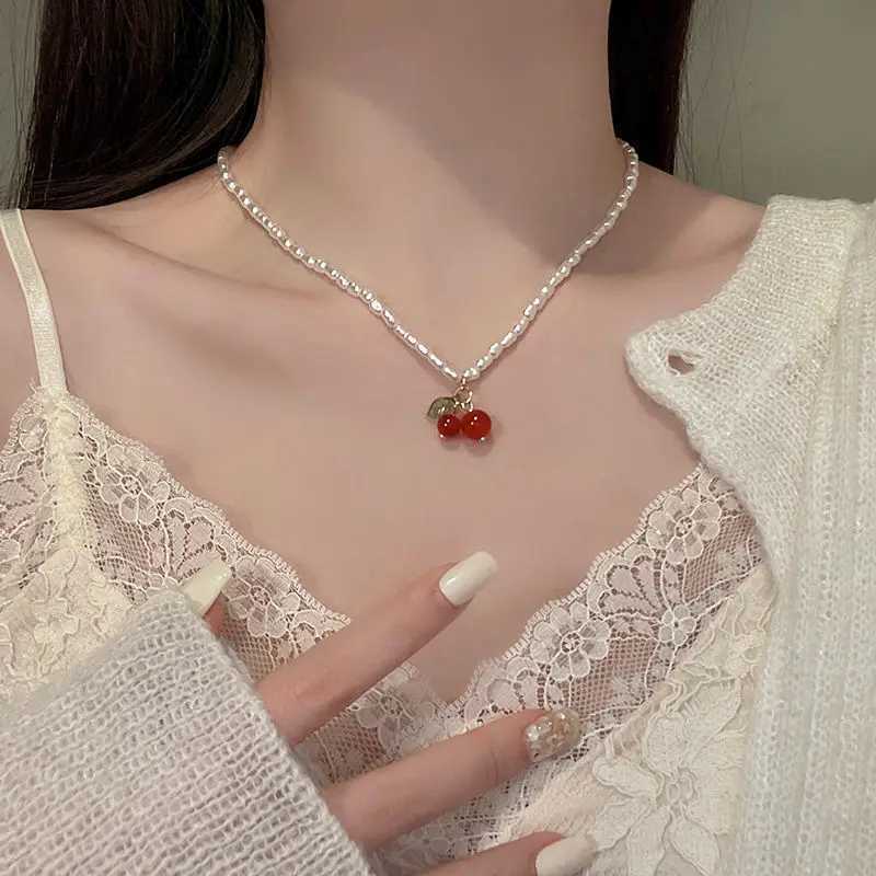 Kiss Jewelry Kpop Summer Red Cherry Leaf Pendant Pearl Beaded Necklace for Women Y2K Korean Fashion Sweet Choker 2023 TrendyX241009
