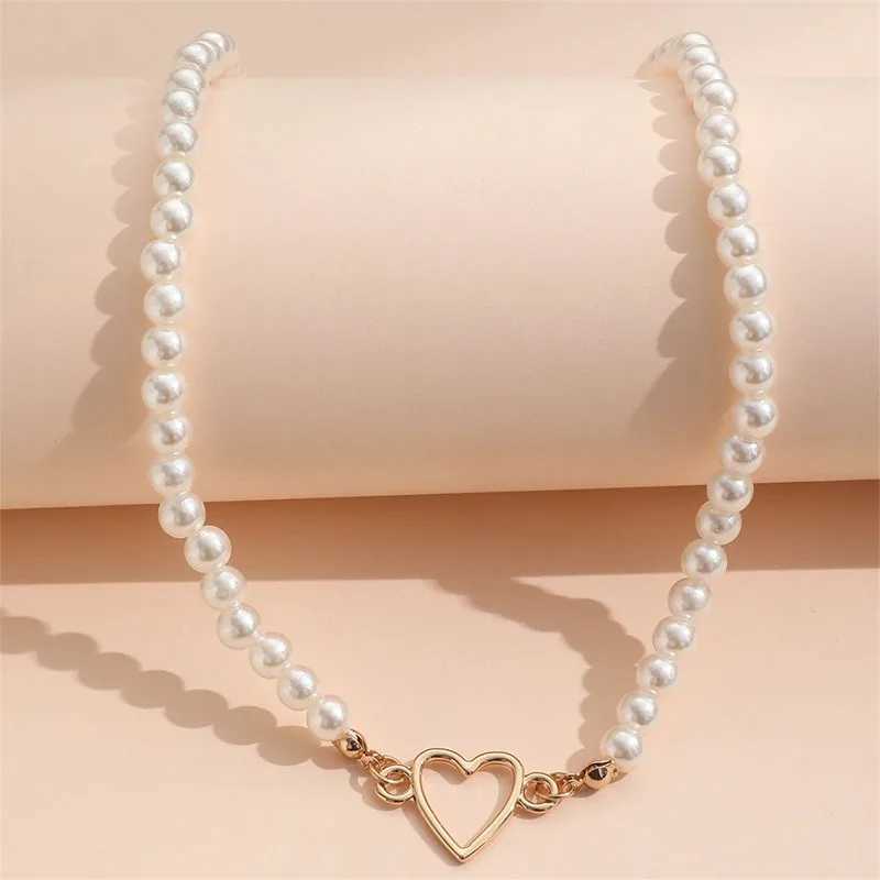Vintage Imitation Pearl Choker Neckalce for Women Fashion Heart Necklace Gift for Friend Party Trendy Handmade Neck JewelryX241009