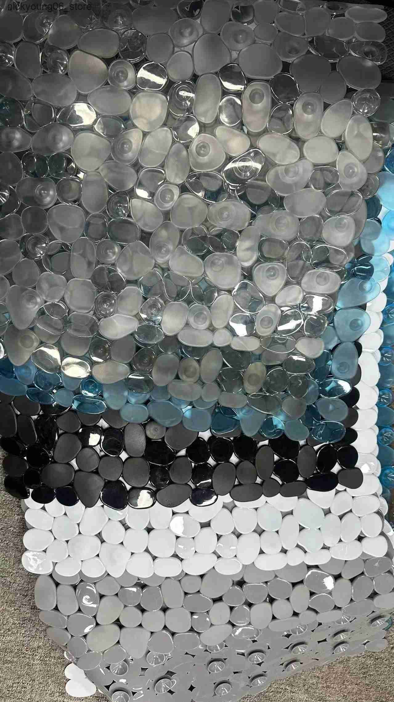 Non-Slip Bath Mats Pebble Stone Bath Mat Silicone Soft Non Slip Bathroom Rug With Suction Cup Mildew Resistant Bathtub Rug Washable Shower Mat L240910