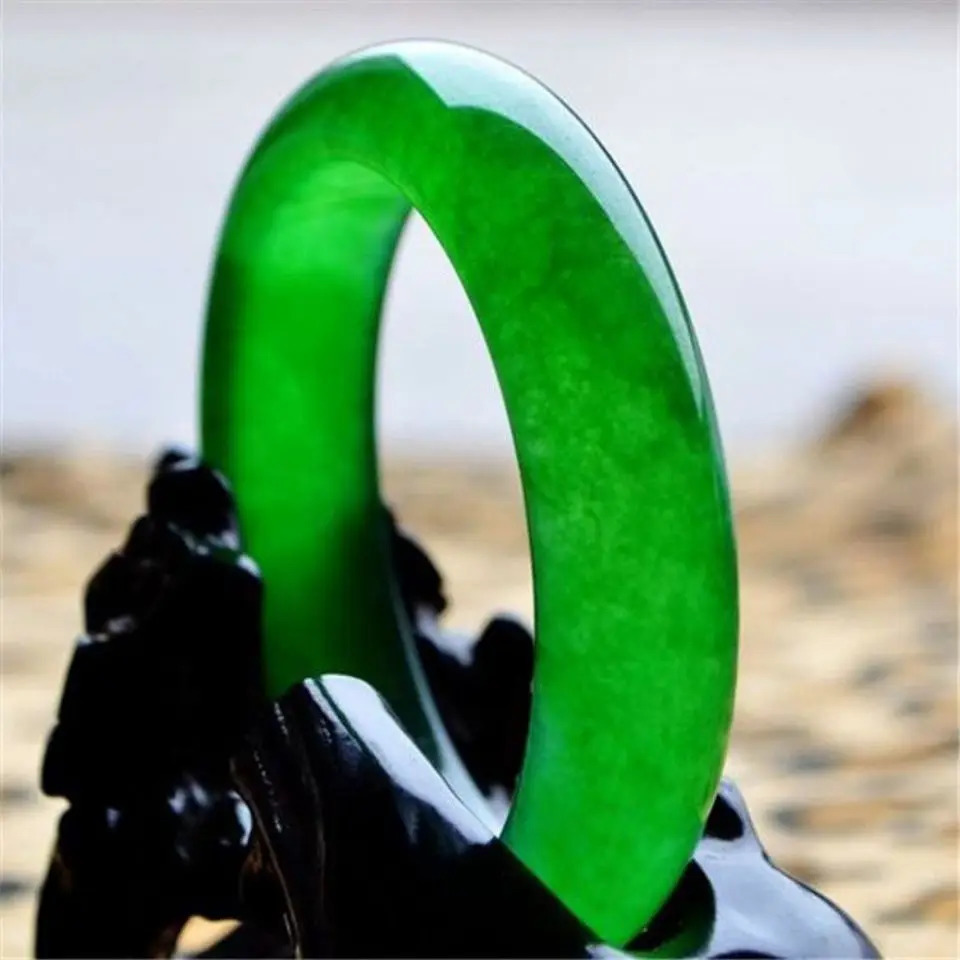 Real Jade Bracelet Natural Myanmar Jade 54mm-63mm Ice Green Bracelet Elegant Princess Bracelet Light Gift for Women 240929
