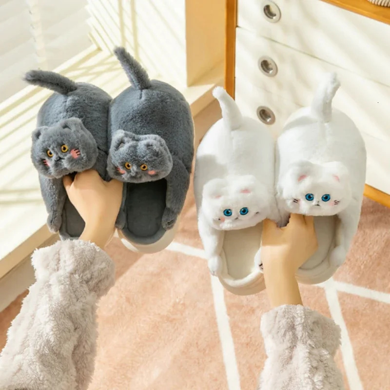 Winter womens slippers cat clips cute cartoon home cotton slippers winter soft soled thick warm couple plush shoes 241007