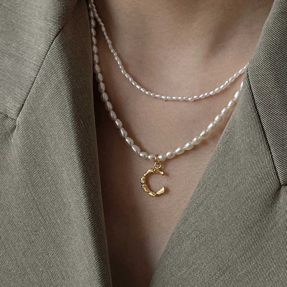 French Vintage Oval Artificial Pearl Chain Necklace For Women Fashion Boho Gold-plate Metal Tree Texture Letter Pendant JewelryX241009