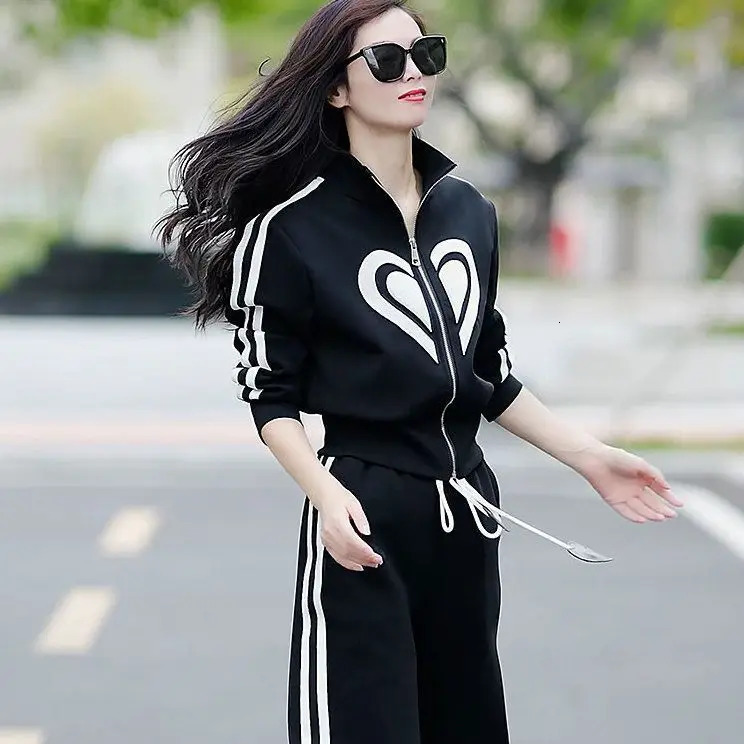 Spring highquality stand up collar zipper top wide leg pants twopiece fashionable casual sports set 241008