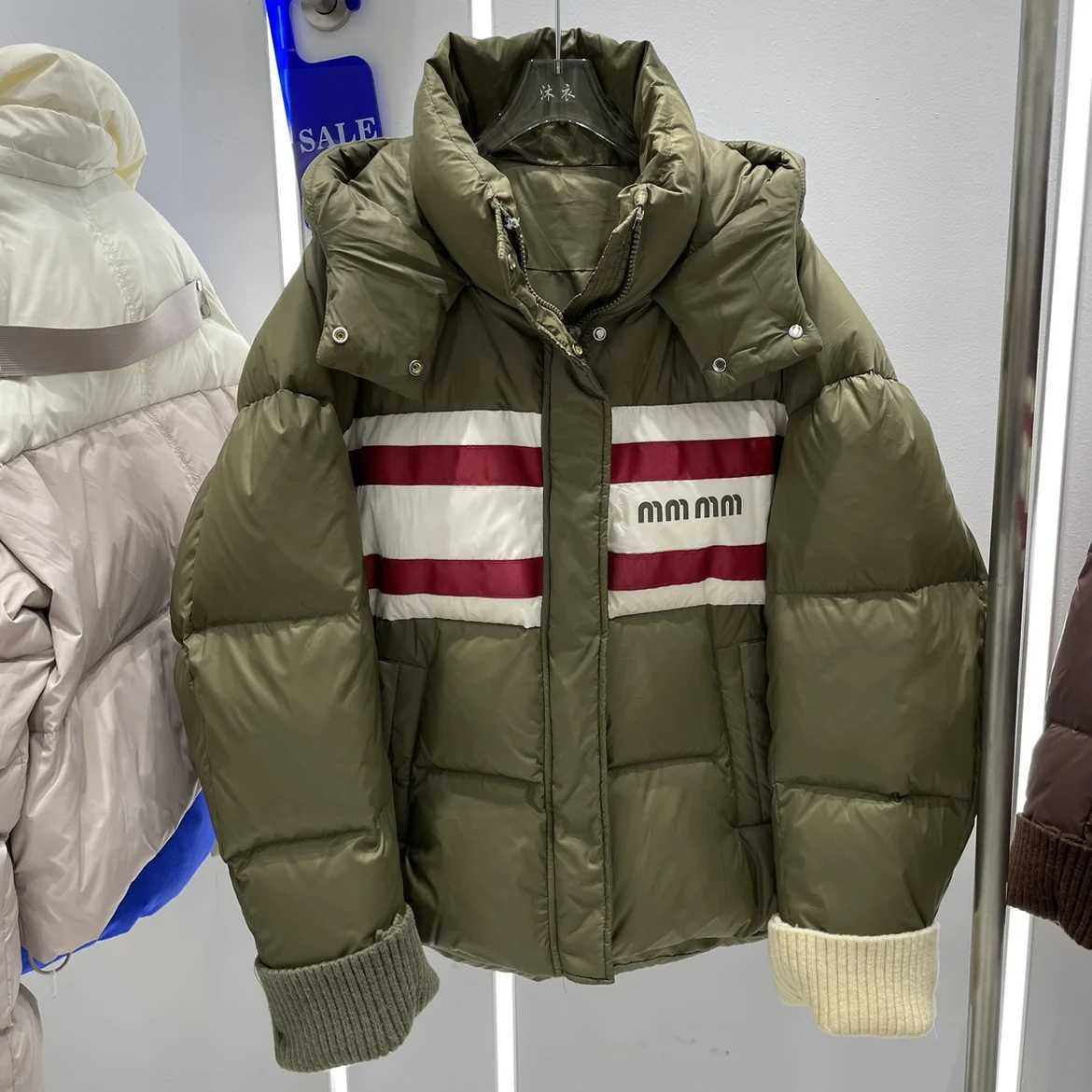 Men's Down Parkas Fashion Color Contrast Letter Hoodie Womens Winter Warmth 90 White Duck Down Coat Short Sleeve Knitted Sleeve Loose Cuffs Y2410