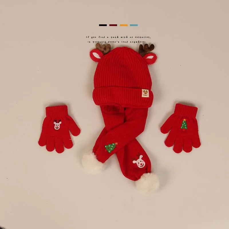 Little maven Children Hat Scarf and Gloves 3 pcs Velvet Scarf Cute Antler Baby Wool Christmas Sets Suit 1-6 year 241008