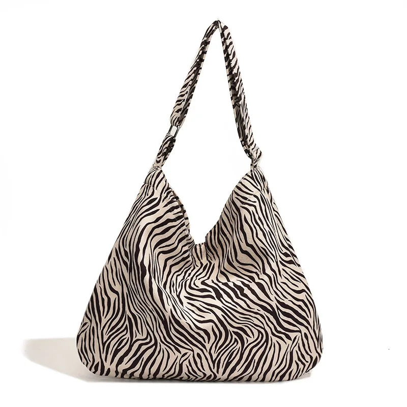 Korean Lazy Style Leopard Print Cloth Bag casual womens clothing fashion version and lightweight shoulder bag messenger bag 241008