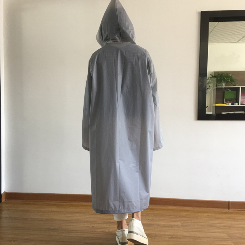 Adult foldable raincoat is lightweight and easy to travel without any burden