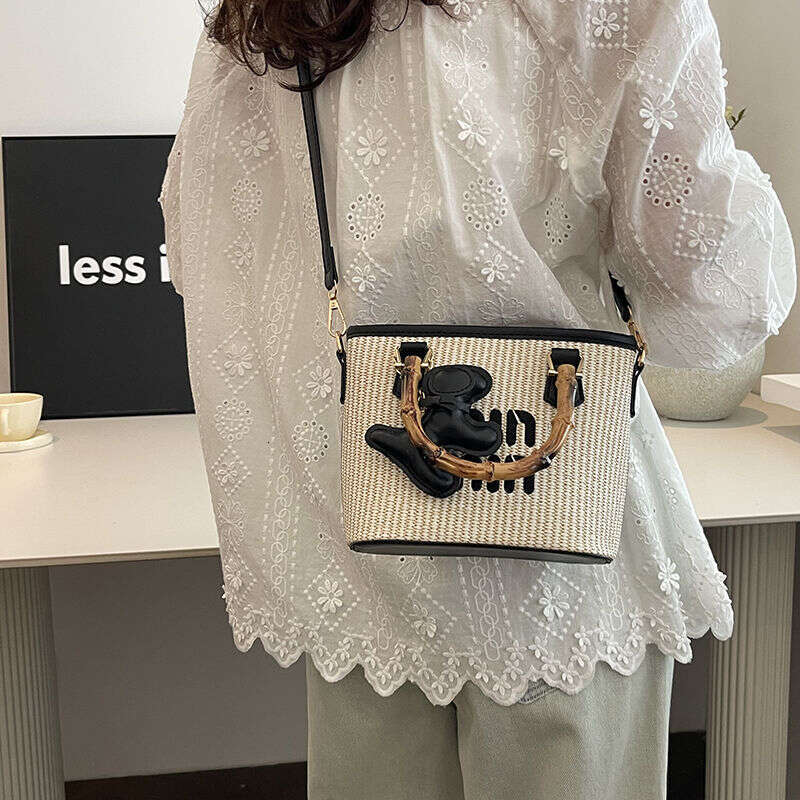 High looks straw woven western-style high-end fashion 2024 internet celebrity letter travel exquisite crossbody handbag