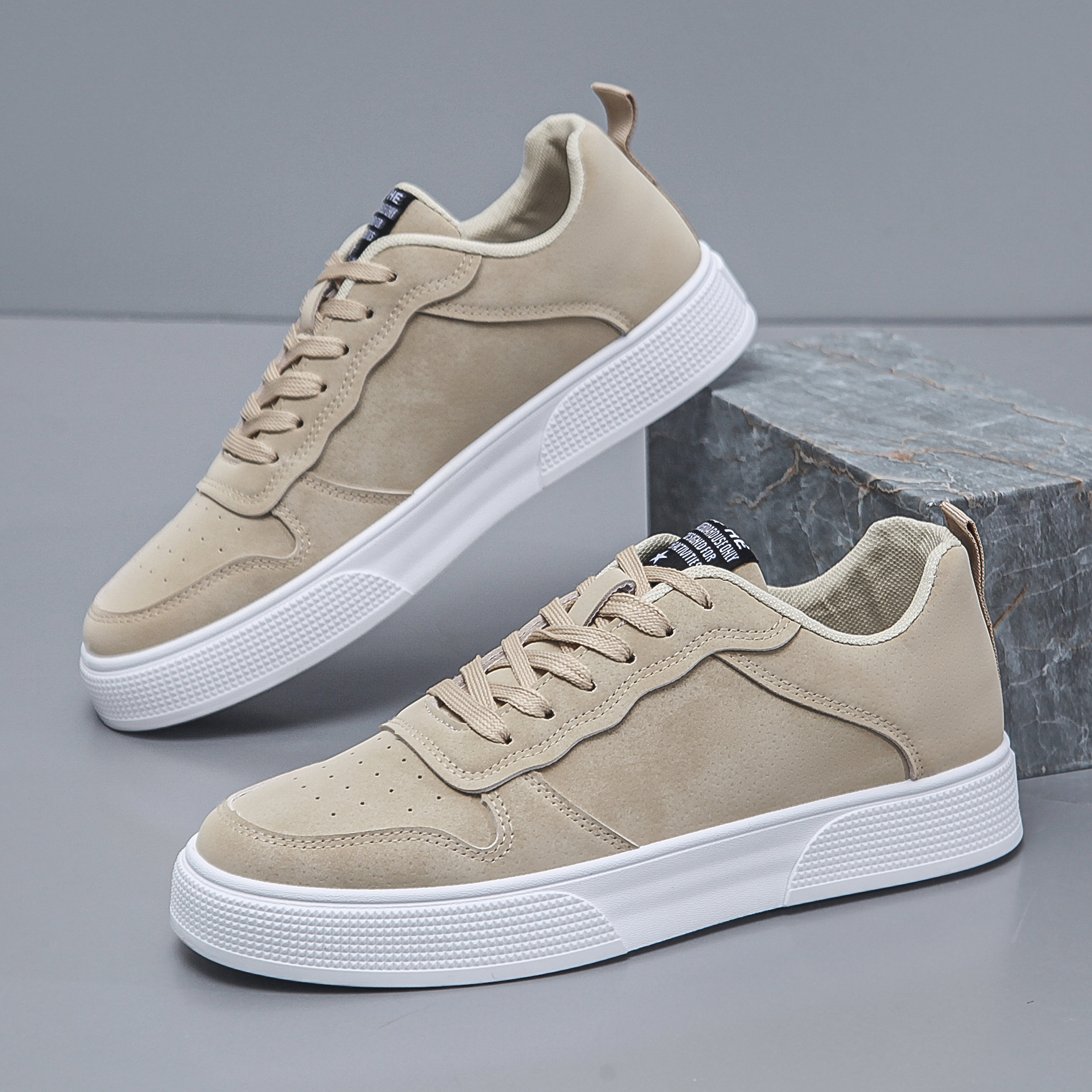 Casual Shoes for Men Solid Color Trendy Non-Slip Lace Up Breathable Lightweight Mens Sneakers Trainers