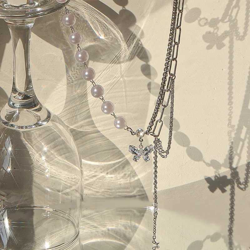 New Shiny Crystal Butterfly Necklace Exquisite Multi-layer Pearl Clavicle Chain Necklaces for Women 2022 Trend Aesthetic JewelryX241009