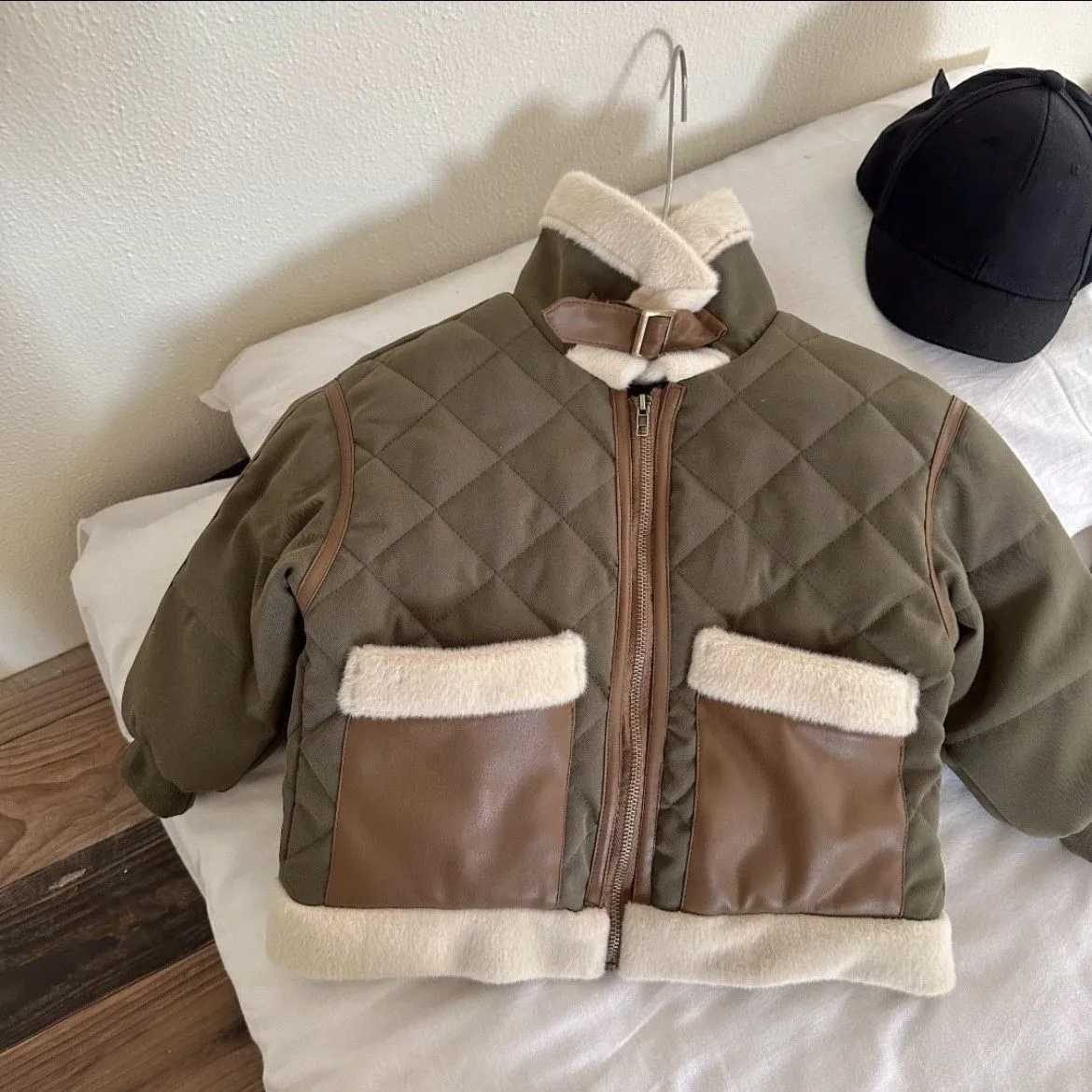 Down Coat Winter new childrens jacket for boys and girls baby plush thick cotton jacket warm jacket motorcycle jacket autumn H241010