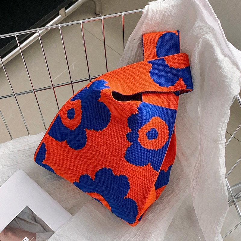 make up bag Women's Casual Knitted Tote Bag - Japanese-Korean Style