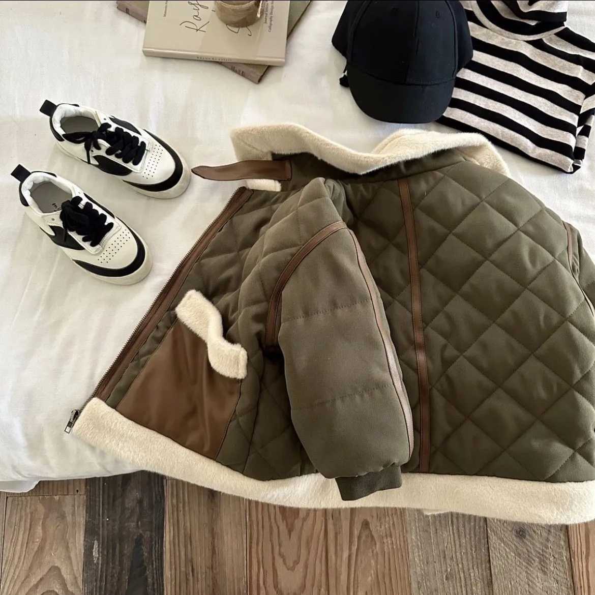 Down Coat Winter new childrens jacket for boys and girls baby plush thick cotton jacket warm jacket motorcycle jacket autumn H241010