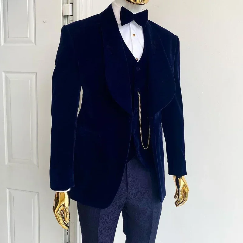 3 Pcs Wedding Tuxedo For Groom Slim Fit Men Suits Male Velvet Smoking Fashion Jacket With Pants Waistcoat 2024