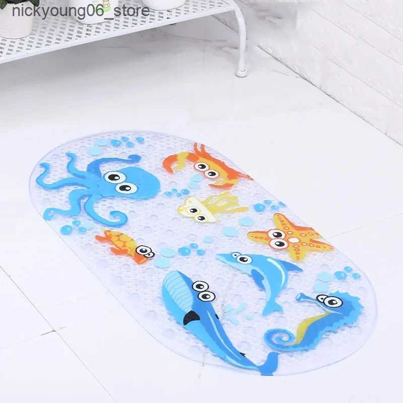 Non-Slip Bath Mats 38x70 CM Oval Newborn Bathroom Anti-slip Foot Pad Household Cartoon Animal Pattern Floor Mat PVC Infant Natatorium Floor Mat L24091