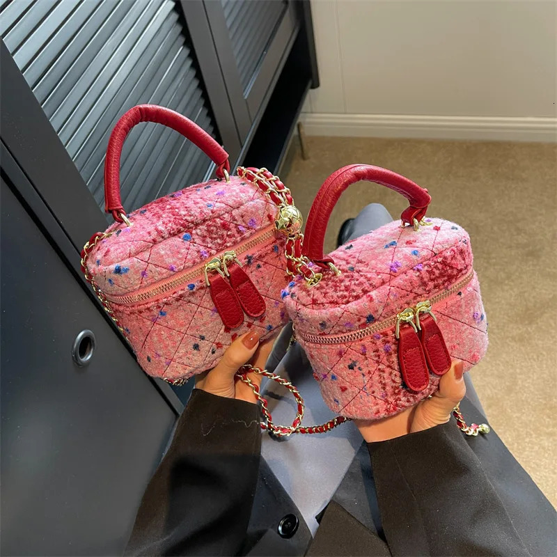 Womens Bag Fashion Velvet Shoulder Cross Body Bag Handbag Mini Diamond Chain Small Cross Body Bag 241008