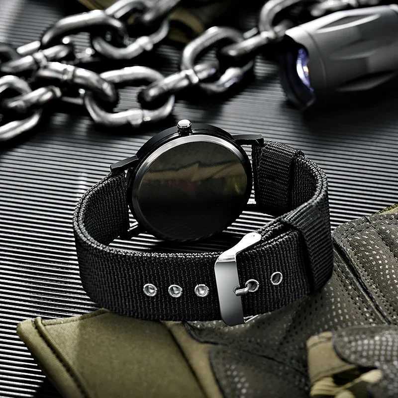 Luminous Mens Sports Watch Nylon Woven Band Shock Resistant Wristwatches Male Quartz Watches Reloj Hombre Xmas GiftX2442