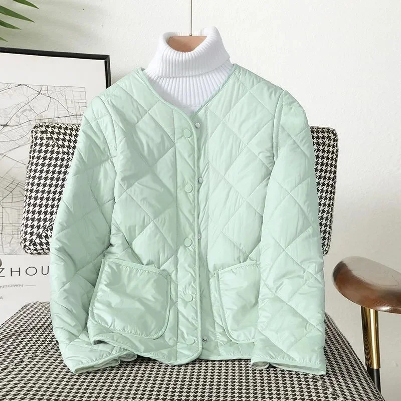 Women Jacket 2023 Autumn Winter Parkas Female CottonPadded Jackets Quilted Light Thin Down Cotton Short Coat Ladies Outwear 240930