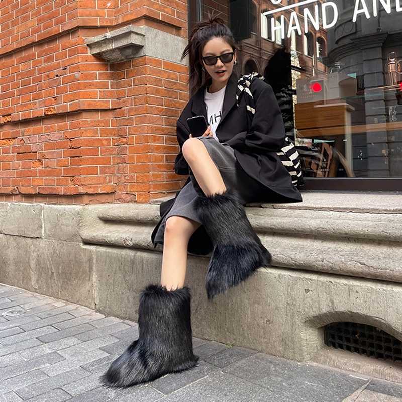 Winter Women Fluffy Faux Fox Fur Boots Woman Plush Warm Snow Boots Luxury Footwear Girls Furry Fur Bottes Fashion Winter Shoe Y241010