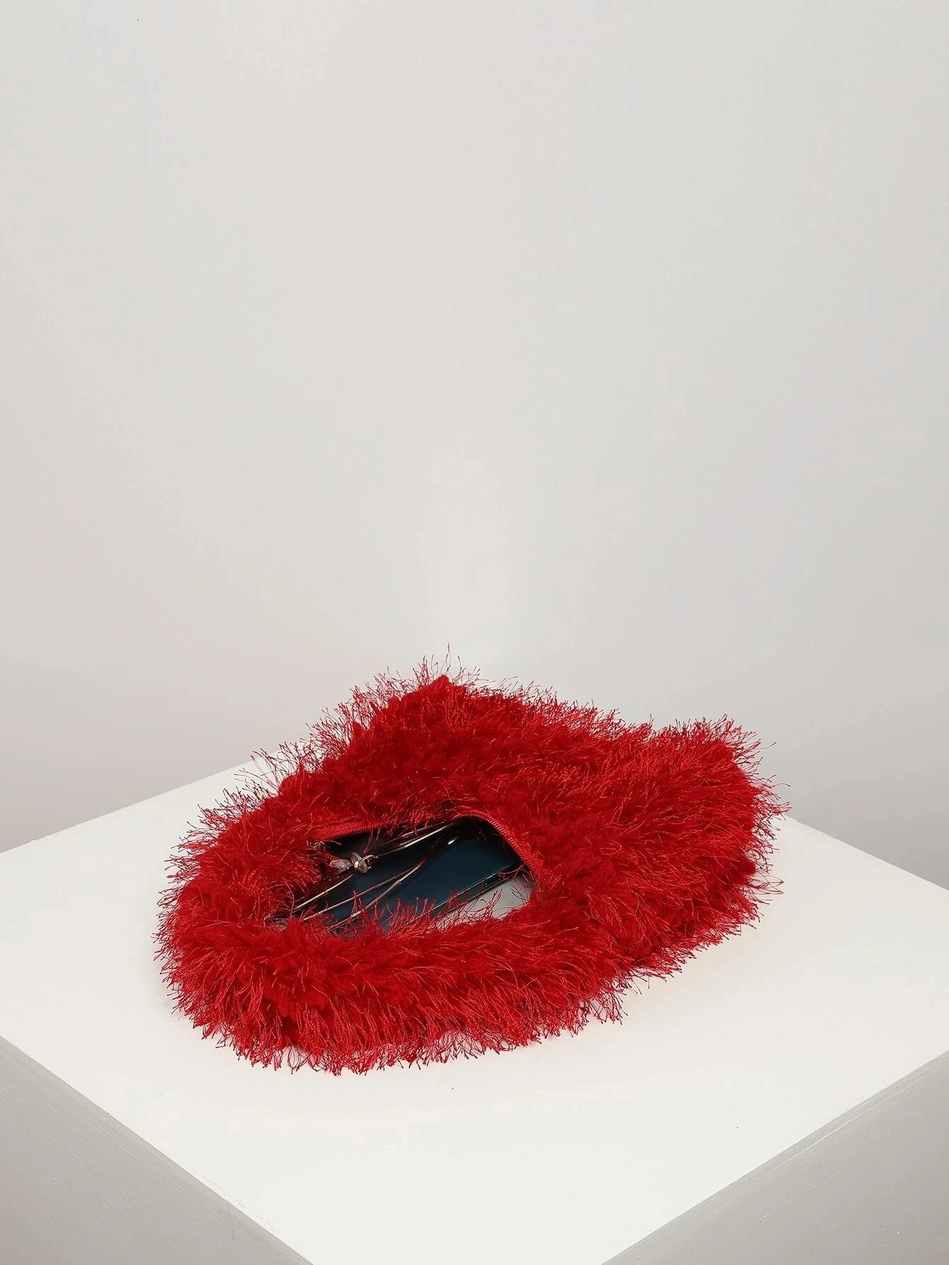 Fuzzy soft plush neon red fluffy homeless bag suitable for girls female college students candy color cute and fashionable small square bag 241008