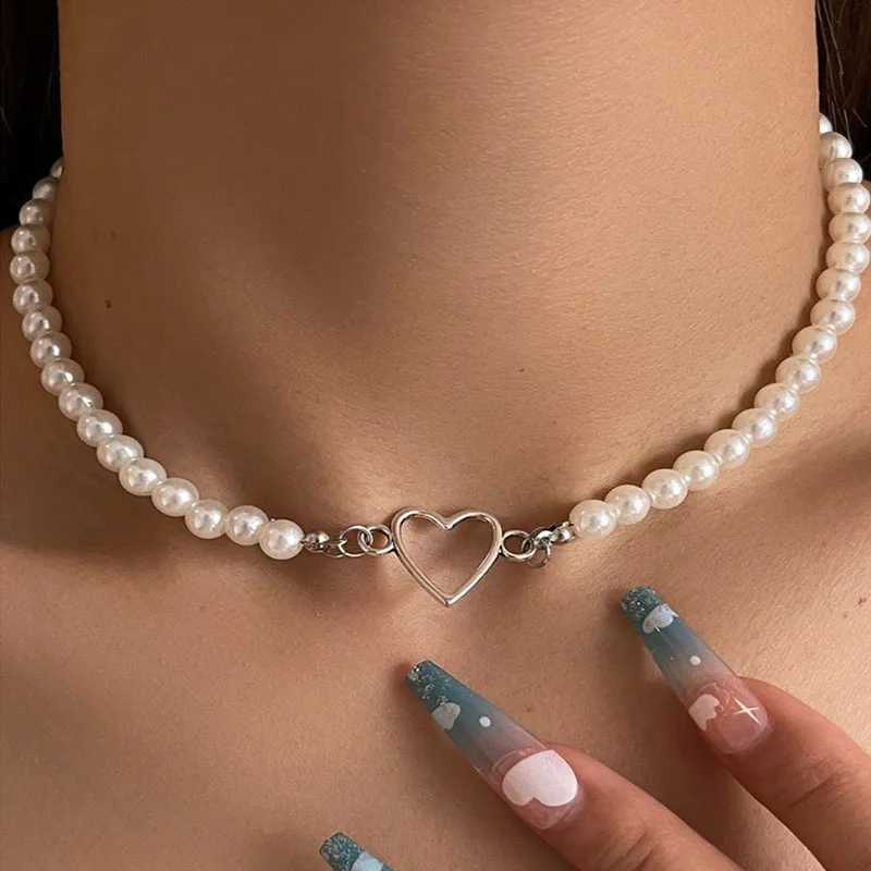 Vintage Imitation Pearl Choker Neckalce for Women Fashion Heart Necklace Gift for Friend Party Trendy Handmade Neck JewelryX241009